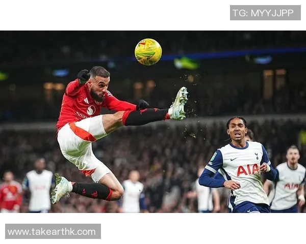 英超经历了假期的疯狂!热刺主场狂胜，曼联重蹈覆辙，利物浦大胜曼城！